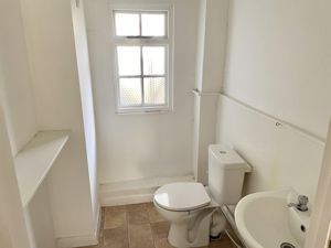 Photo 6- click for photo gallery